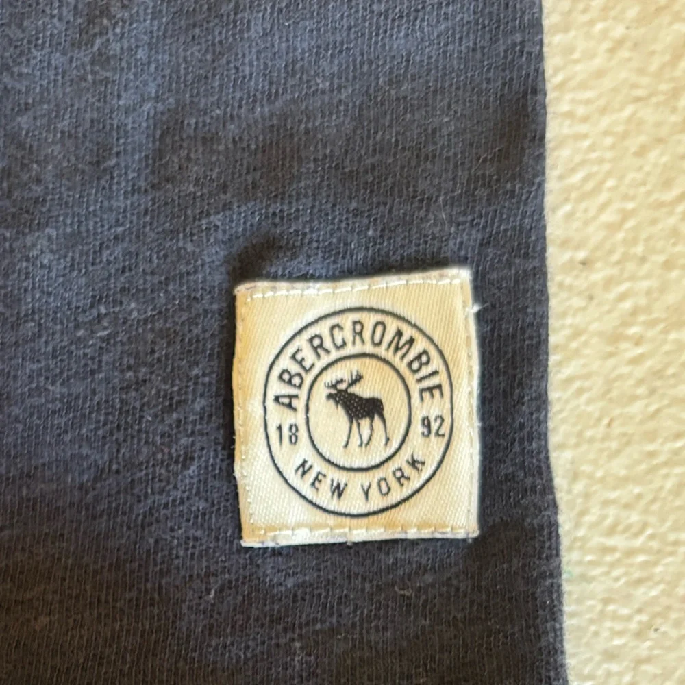 VINTAGE‎ ABERCROMBIE & FITCH KIDS Icon Navy Tee Shirt Long Sleeve Y2K Boys 11 12